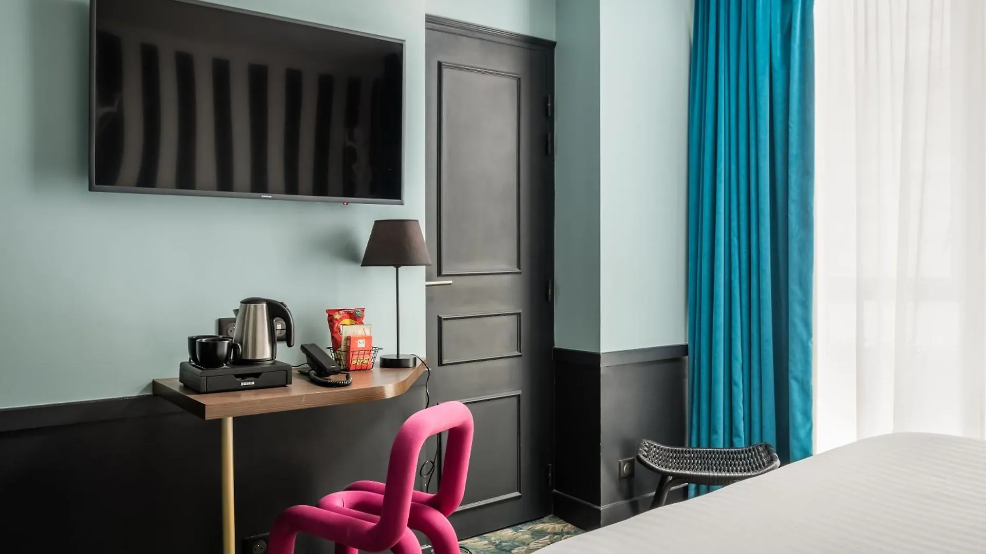 Archetype Etoile Hotel