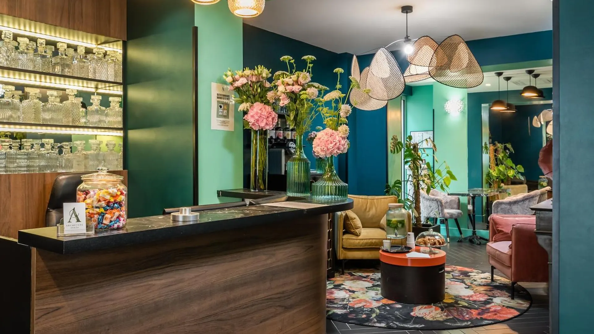 Archetype Etoile Hotel