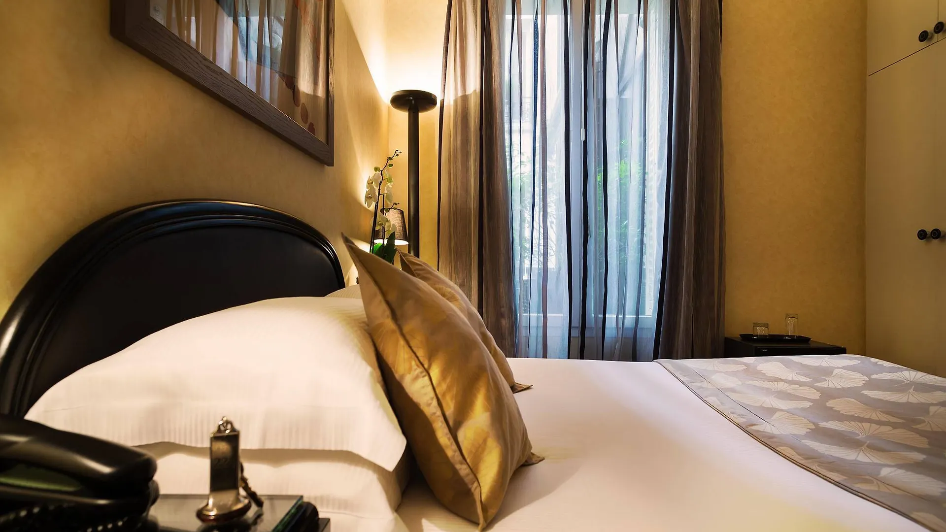 Archetype Etoile Hotel