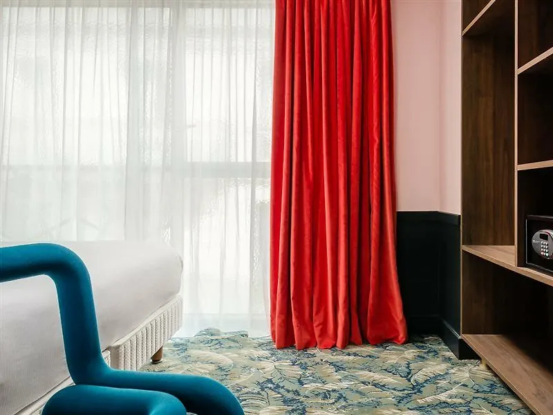Archetype Etoile 3* Париж
